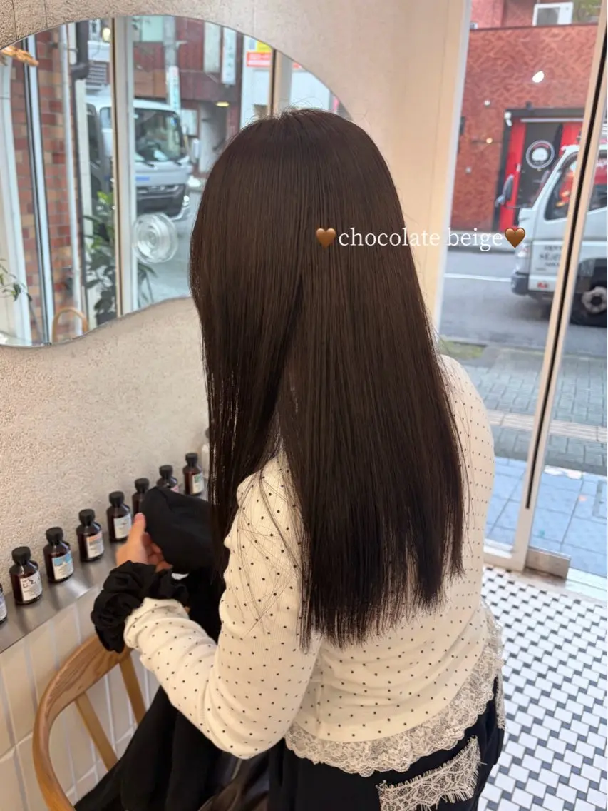 ロング カラー ヘアカラー トリートメント まろやかベージュ🤎 艶カラー🫧リン🔔のヘアスタイル