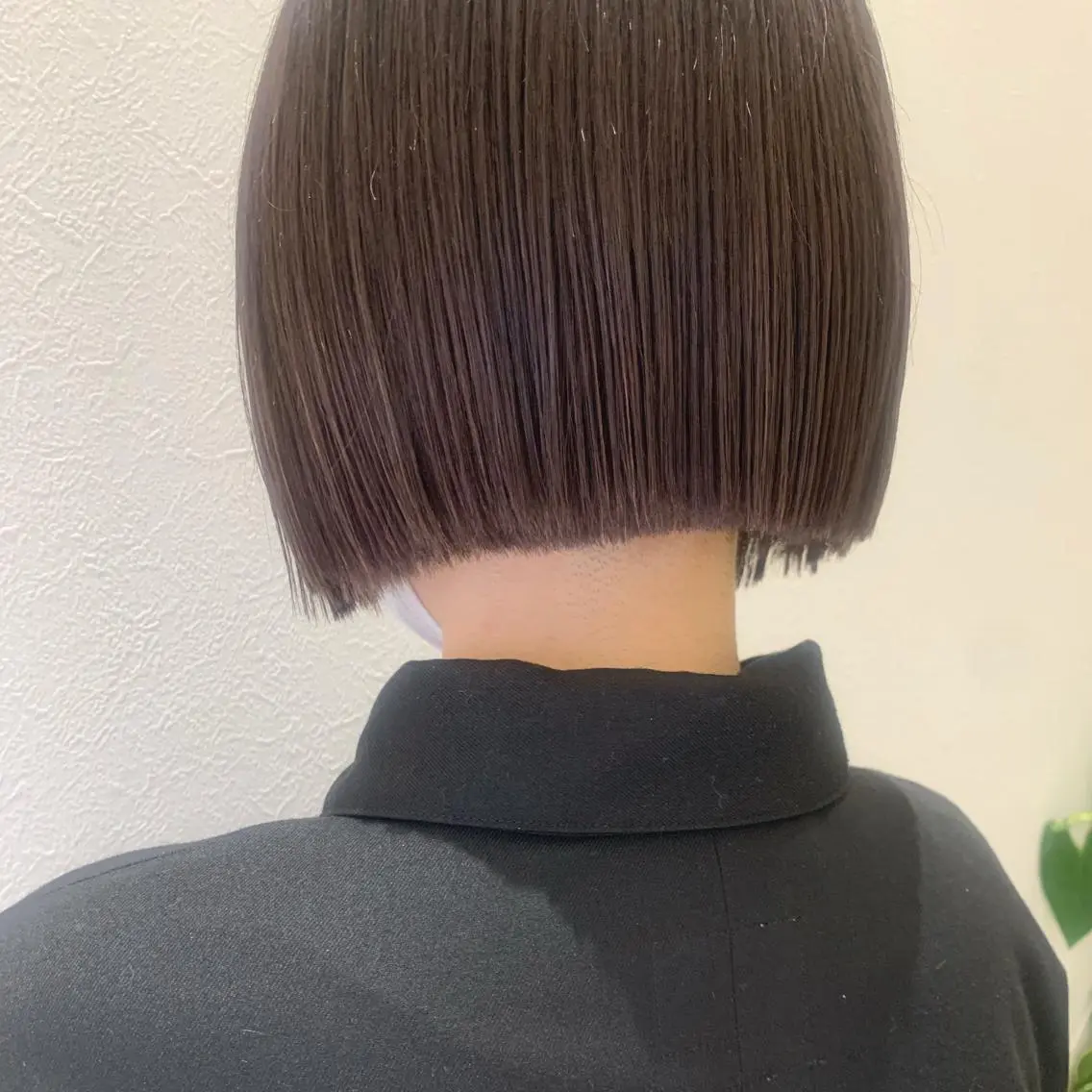 ショート カラー 透明感カラー グレージュ ボブ hubhair レイヤー/透明感のヘアスタイル