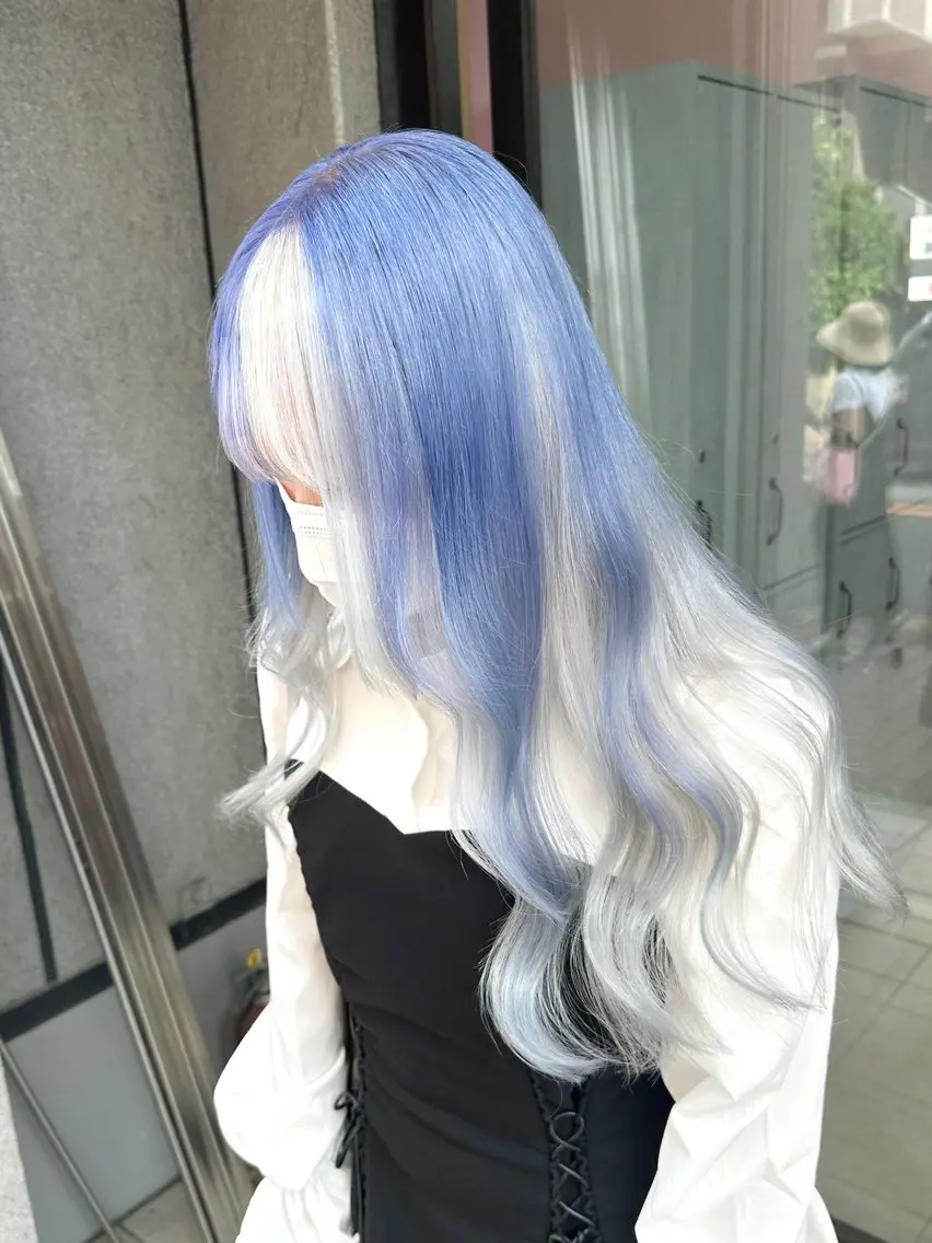 ロング 町田ブリーチデザイン 🌈MANATOのヘアスタイル