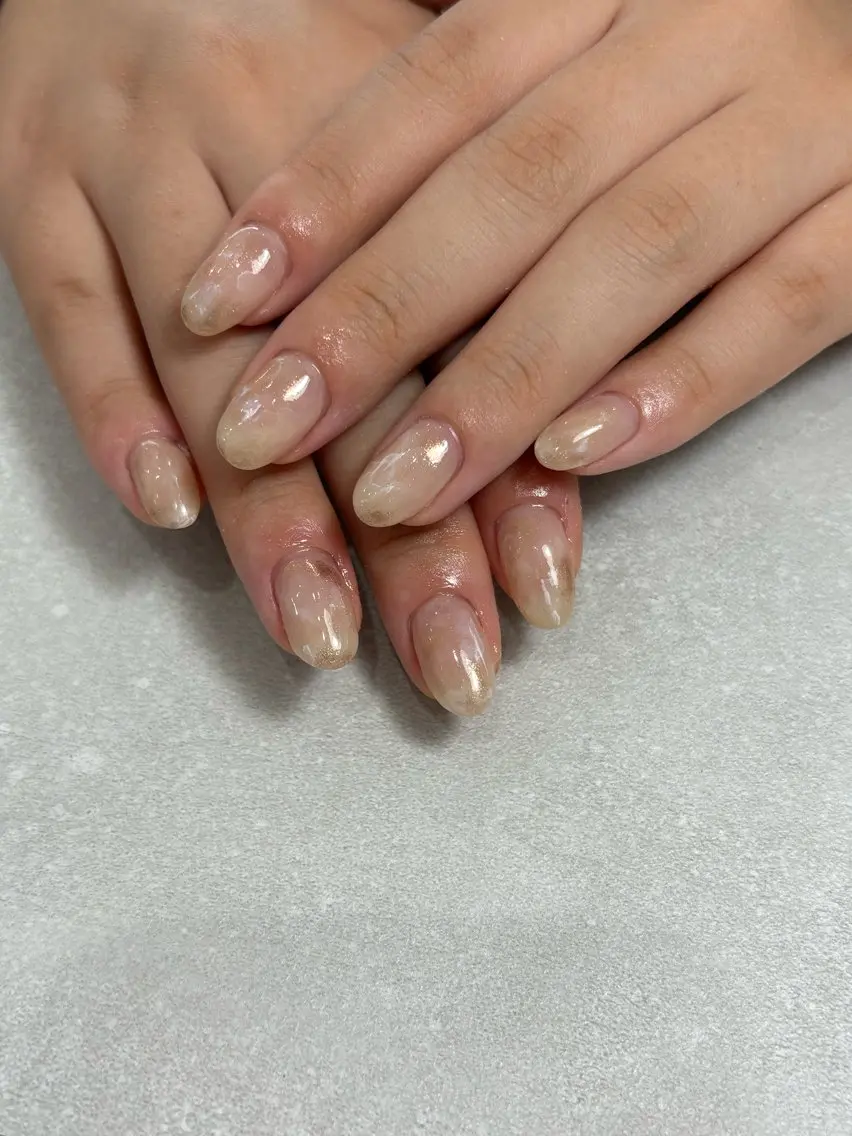ネイル ニュアンスネイル ハンドネイル 【 Lea's 】 kaedeのネイルデザイン