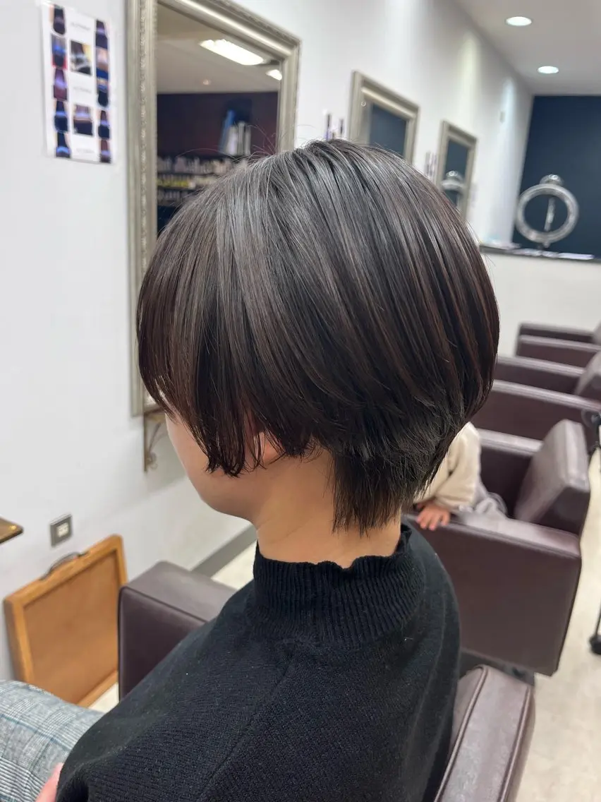 ショート 産休の為お休みです! 小島凜のヘアスタイル