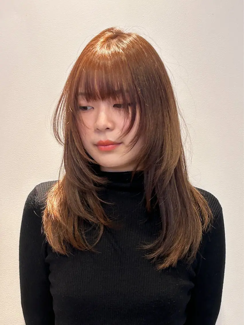セミロング カラー カット ヘアカラー トリートメント ナチュラル大人っぽい スタイル　MAORIのヘアスタイル