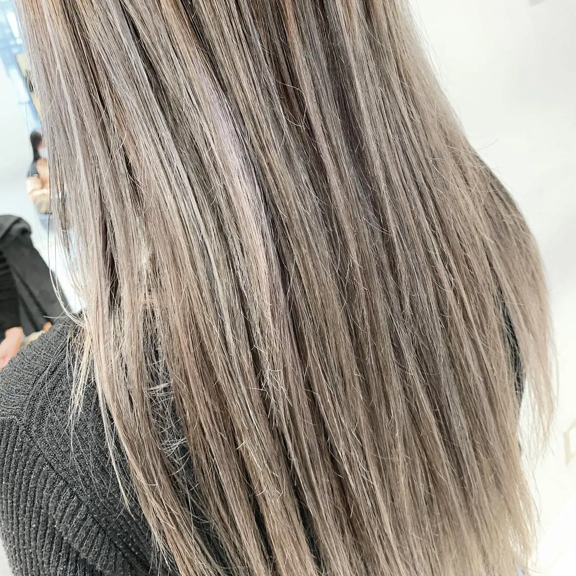 ロング カラー ベージュカラー ホワイトベージュ カット ヘアカラー トリートメント 🦖鶴岡 香純🦖のヘアスタイル