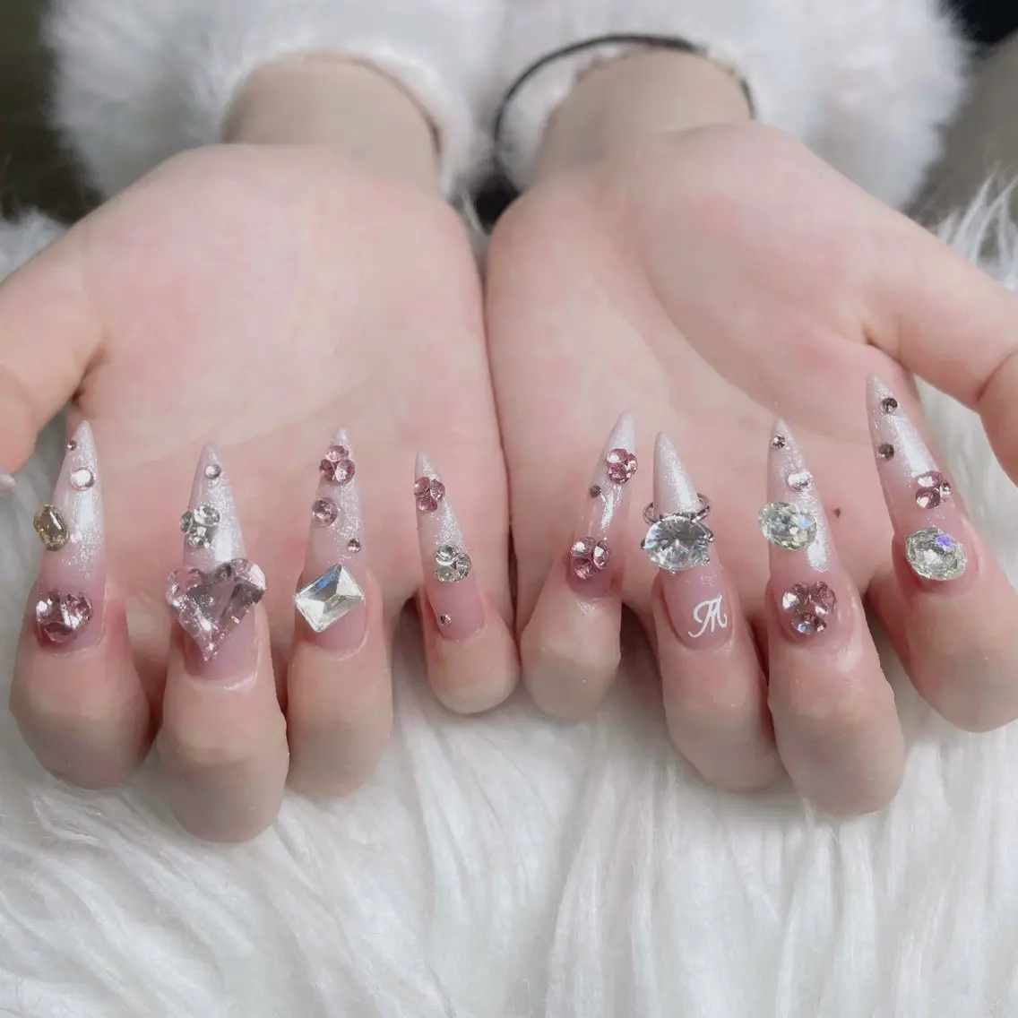 ネイル フットネイル フレンチネイル グラデーション 韓国ネイル ロングネイル ハンドネイル Hani Nail Salonのネイルデザイン