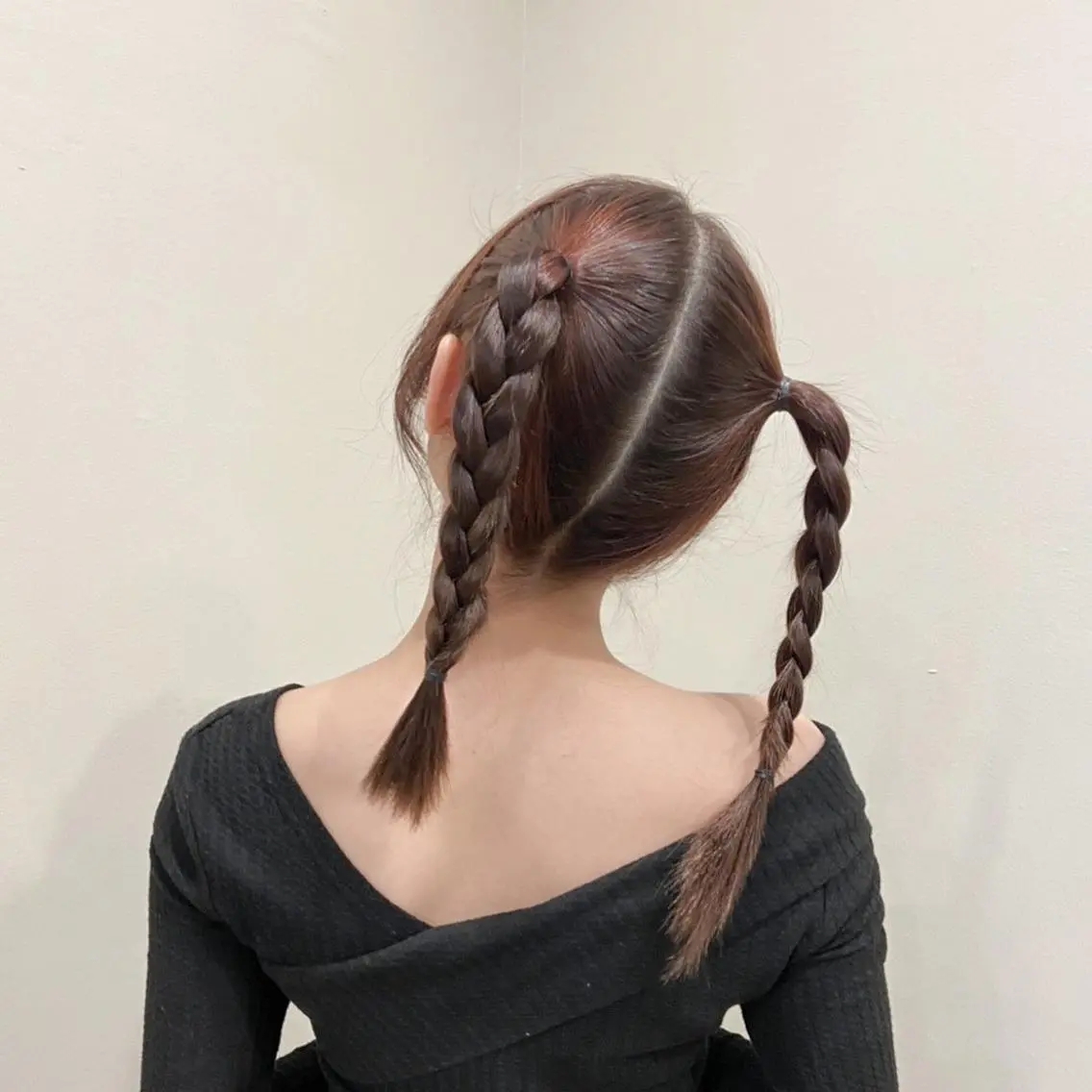 セミロング ヘアアレンジ 三つ編み ワタナベ リリコのヘアスタイル