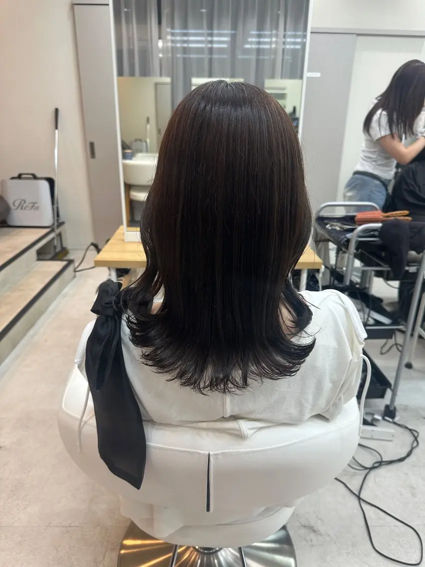 ミディアム 丸山 心 / 艶カラーのヘアスタイル