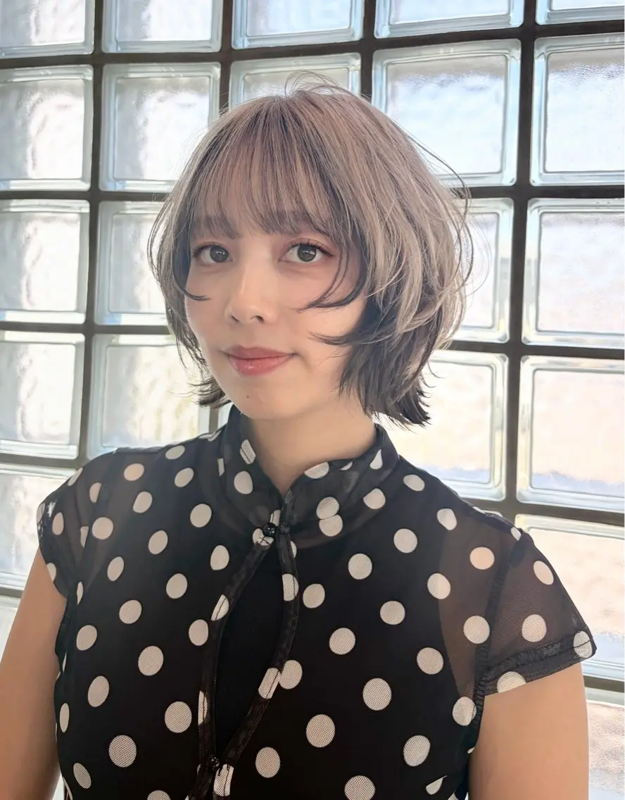 ショート Uhair師勝. 伏江優海のヘアスタイル