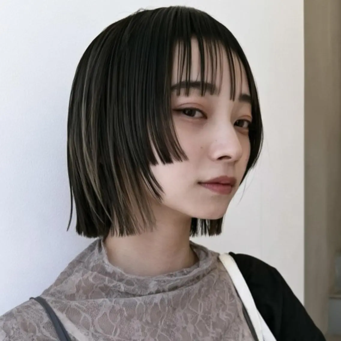 ショート カラー 縮毛矯正 ハイトーン/表参道 ミウのヘアスタイル