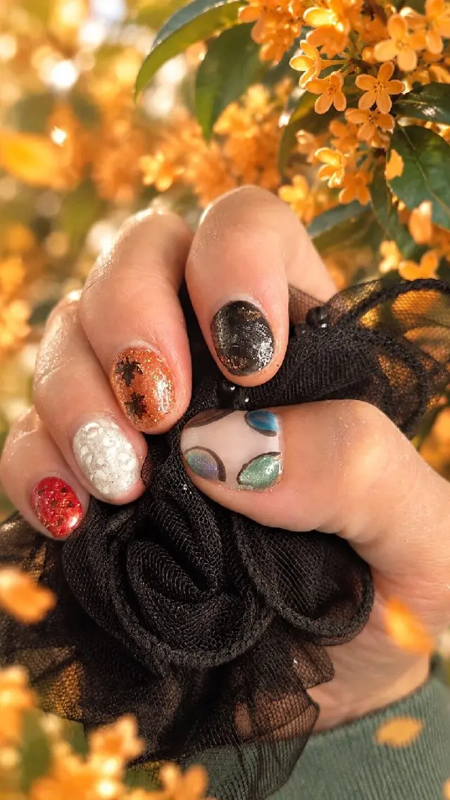 ネイル nailsaron kohiroのネイルデザイン