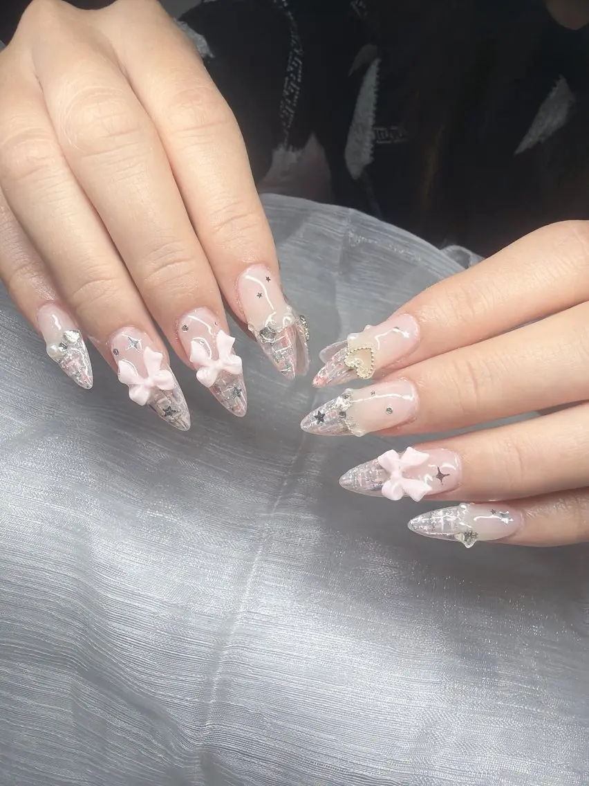 ネイル 長さ出し グラデーション 卒業式 キラキラネイル マグネットネイル ハンドネイル Lee Nailsのネイルデザイン