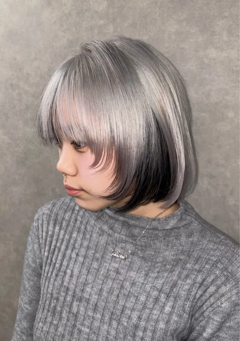 ショート カラー ヘアカラー がわ/ハイレイヤー /ハイトーンカラーのヘアスタイル
