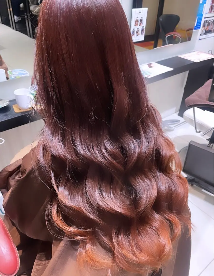 ロング カラー グラデーションカラー ヘアカラー トリートメント 💞暖色カラー 💞risaのヘアスタイル