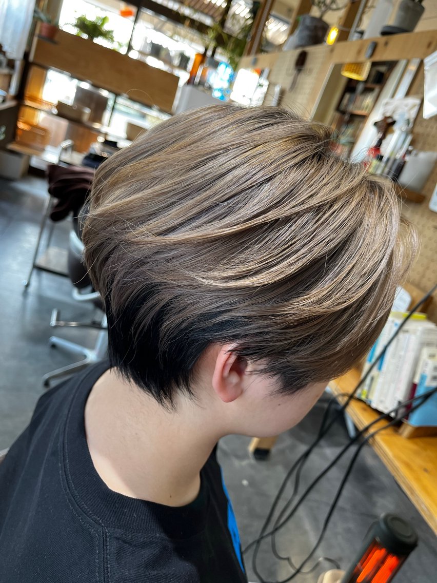 ショート カラー uradana✂︎ nanaのヘアスタイル