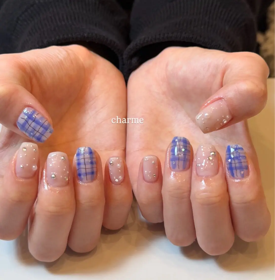 ネイル ハンドネイル フットネイル nailsalon charmeのネイルデザイン