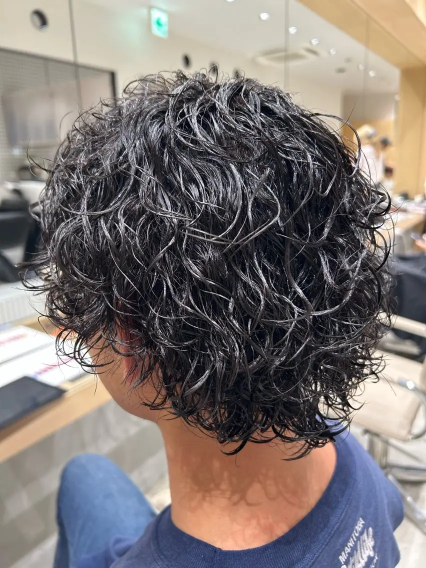 パーマ メンズ フェードカット メンズパーマ カット パーマ 🐲ツイスパ🐲 フェード/龍のヘアスタイル