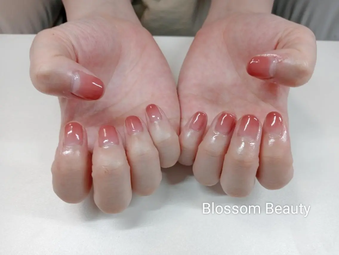 ネイル グラデーション Blossom Beauty eriのネイルデザイン
