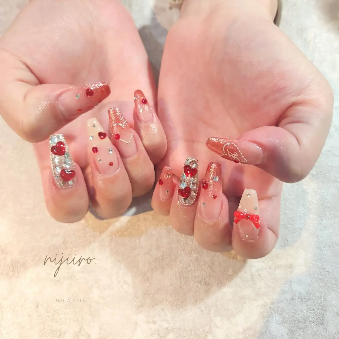 ネイル ハンドネイル nijiiro🌈 サトウのネイルデザイン
