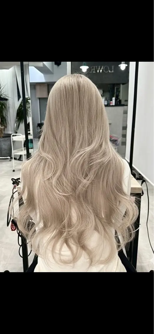 ロング カラー ヘアカラー 渡邊 礼侍のヘアスタイル