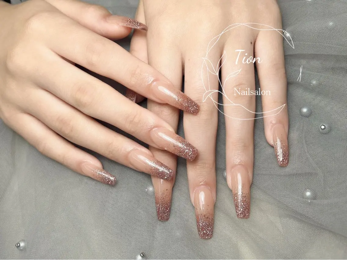 ネイル 長さ出し フットネイル ジェルネイル 韓国ネイル マグネットネイル Nailsalon Tion二子玉川店のネイルデザイン