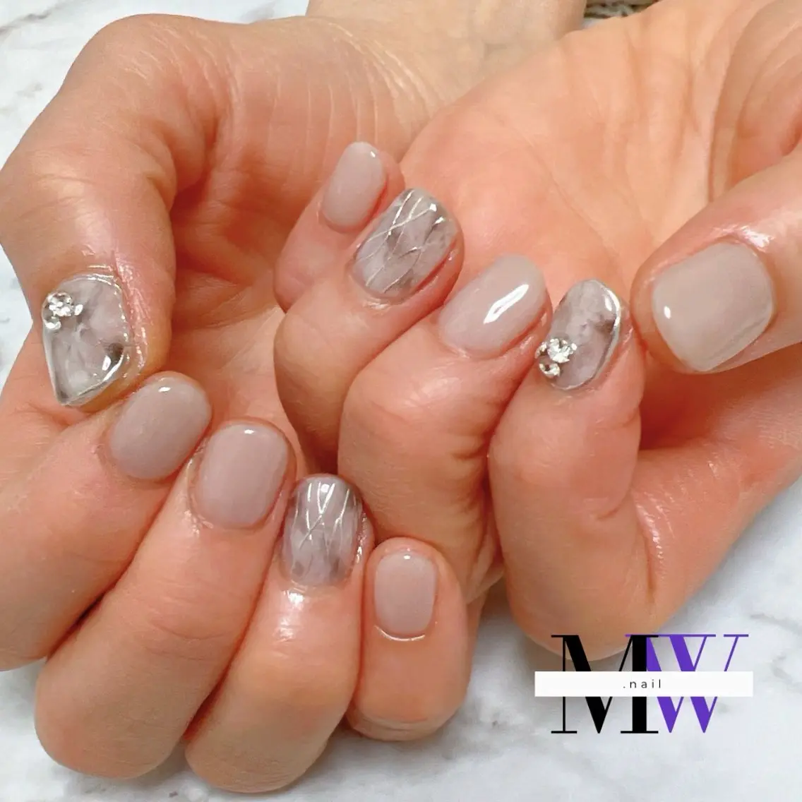 ネイル ニュアンスネイル ハンドネイル MW .nailのネイルデザイン