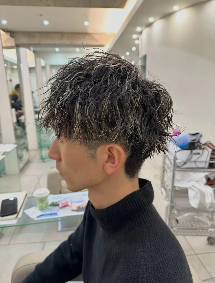 🥇人気No.2🥇似合わせカット×メンズパーマ×ホワイトメッシュ🫧の写真