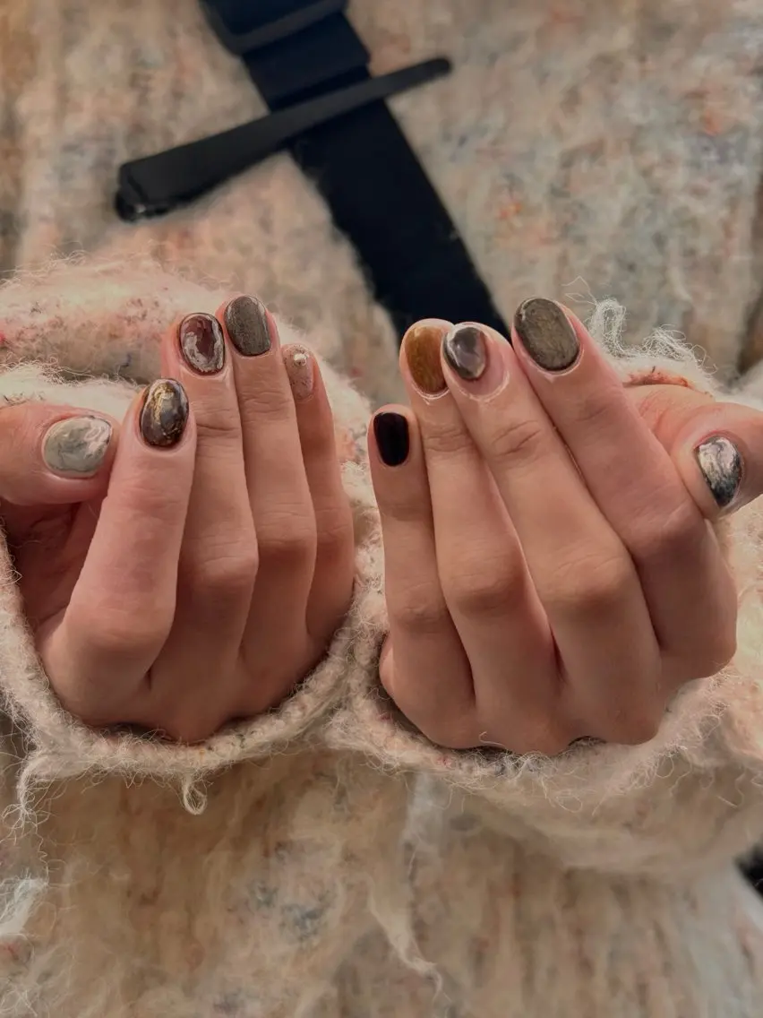 ネイル ニュアンスネイル ナカジマミナミ nail &耳つぼのネイルデザイン