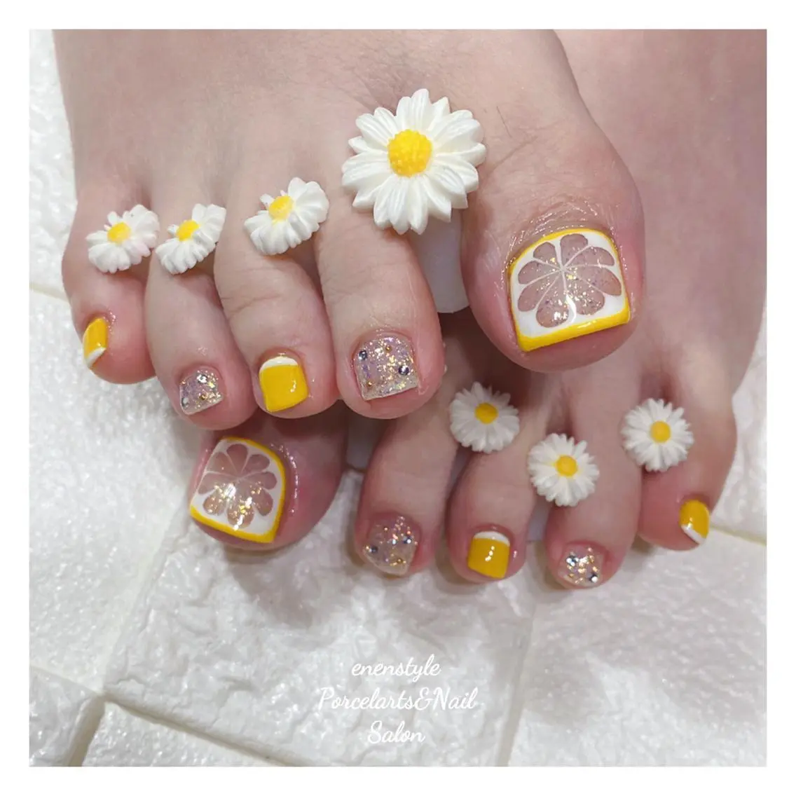 ミディアム ネイル 🐾enen style 🐾のネイルデザイン