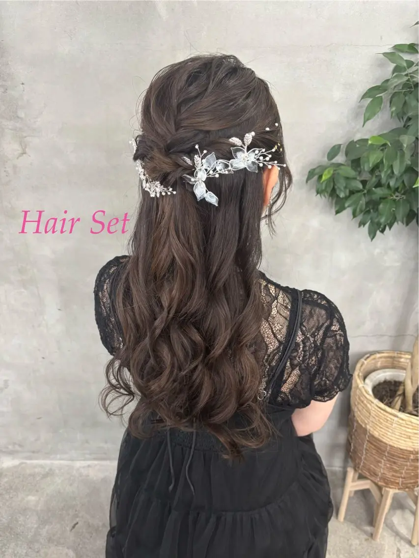 ヘアアレンジ ハーフアップ ✨透明感艶カラー ✨💍Yuri💍のヘアスタイル