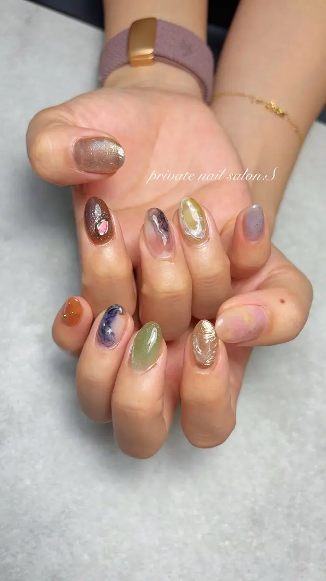ネイル アートネイル ジェルネイル 持ち込み ニュアンスネイル スカルプネイル 関山 志乃のネイルデザイン