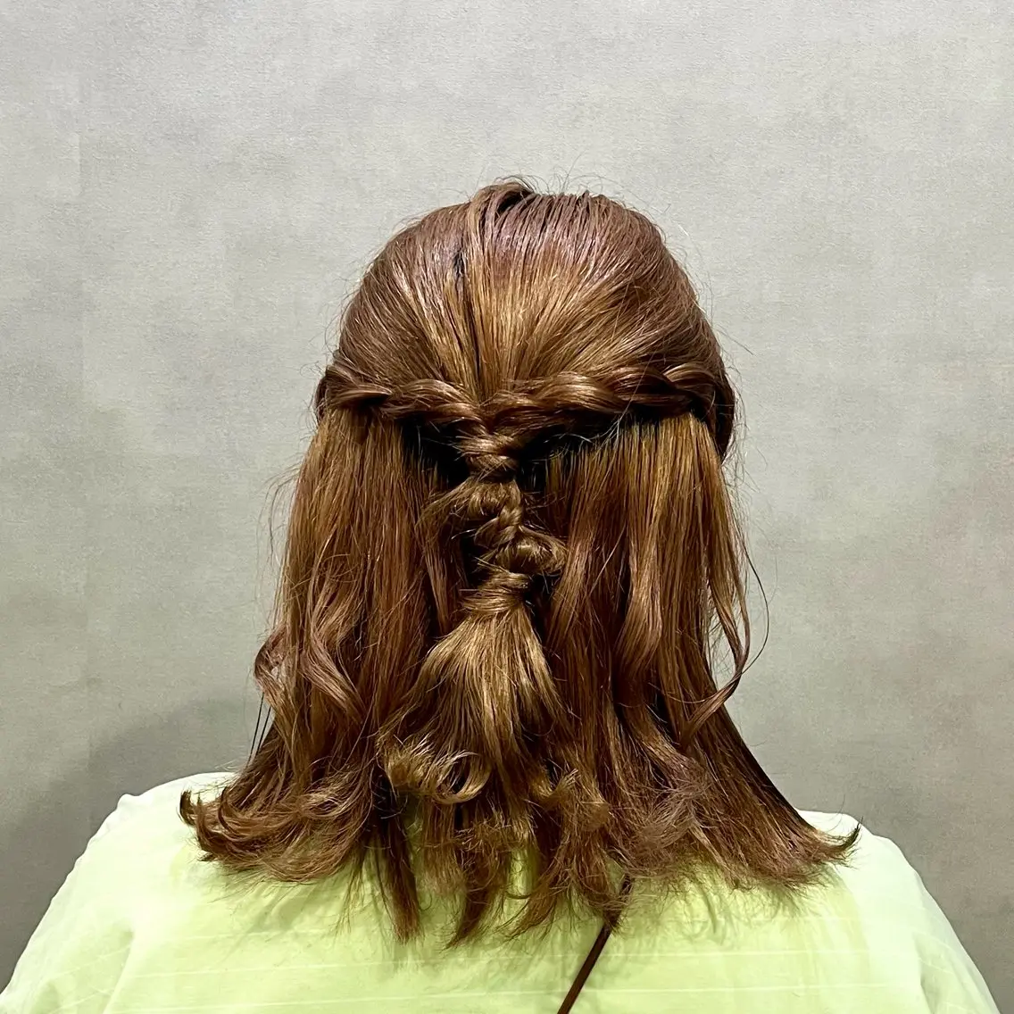 ショート ヘアアレンジ ハーフアップ 結婚式・ブライダル デート 褒められヘアメイク /‎ボブ女子🐶みおのヘアスタイル
