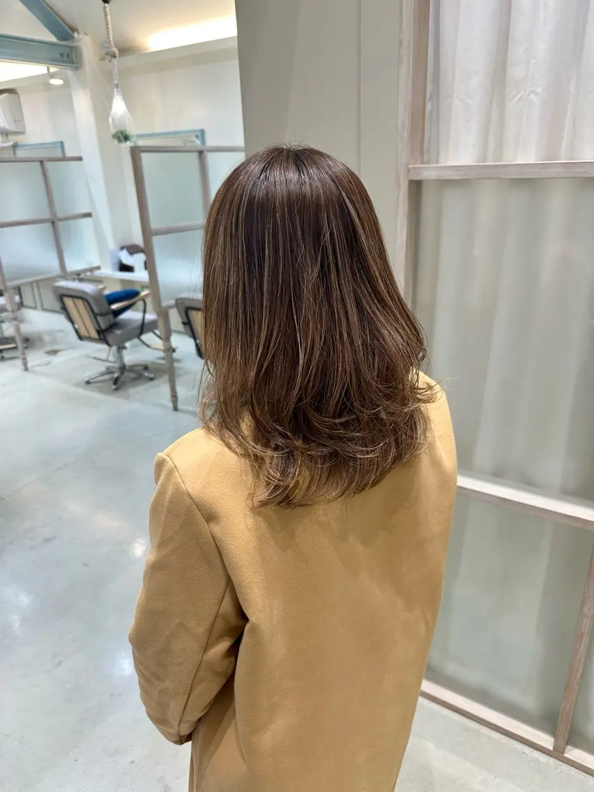 ロング レイヤーカット N,SOL / 岩上 新大のヘアスタイル