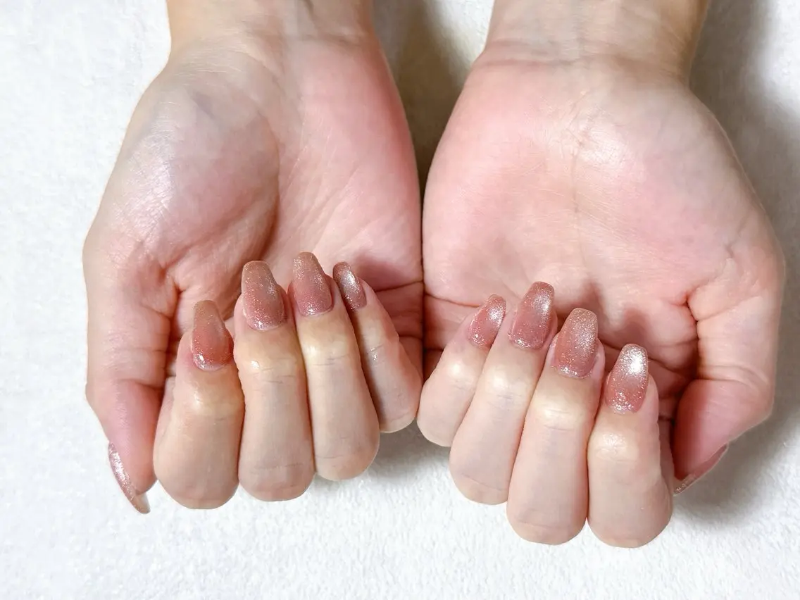 ネイル アニマル柄 オーロラネイル フットネイル フレンチネイル ジェルネイル ハンドネイル mogu nailのネイルデザイン