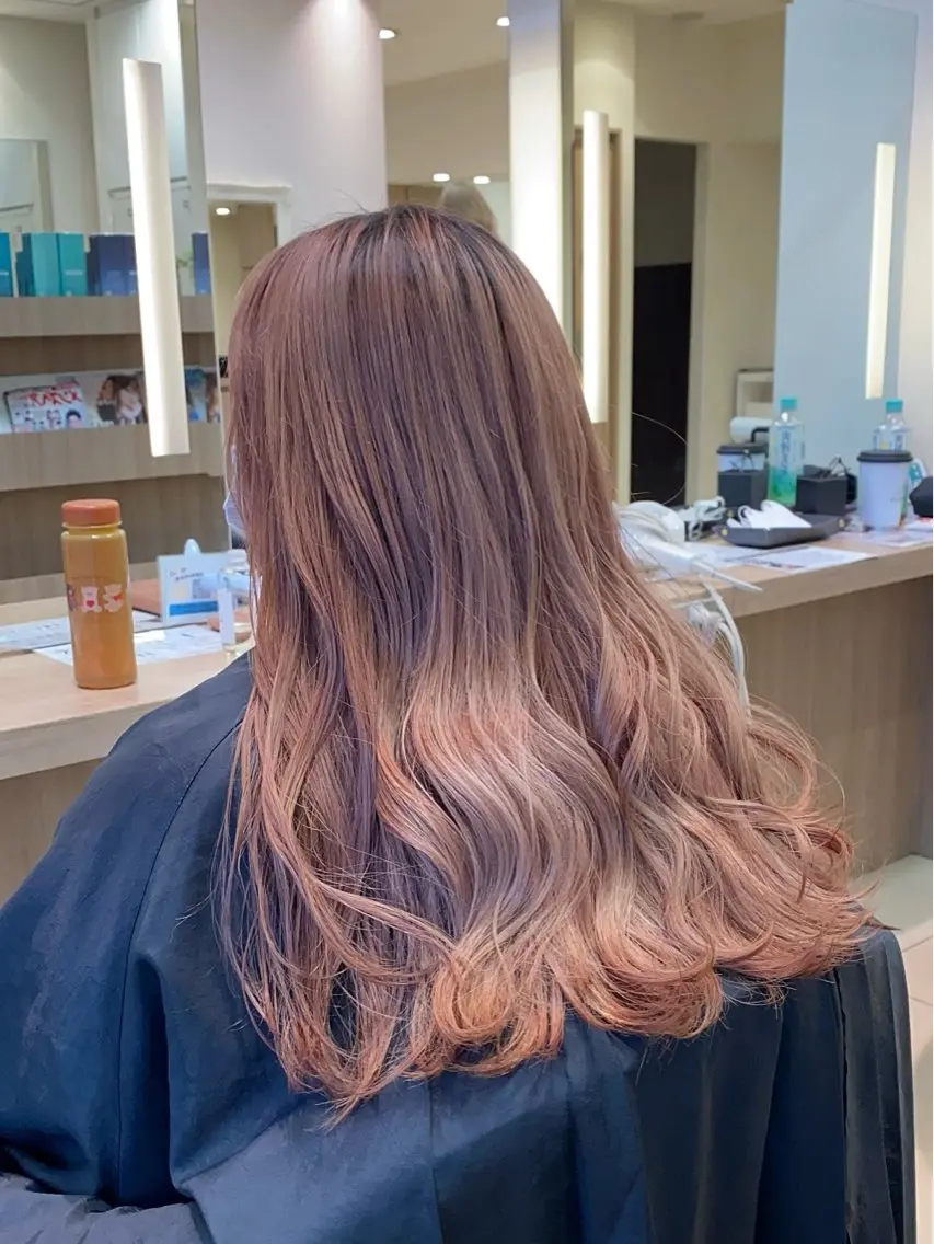 ロング カラー ブラウンカラー ピンクカラー ピンクブラウン カット ヘアカラー 透明感カラー/ 松井克樹のヘアスタイル