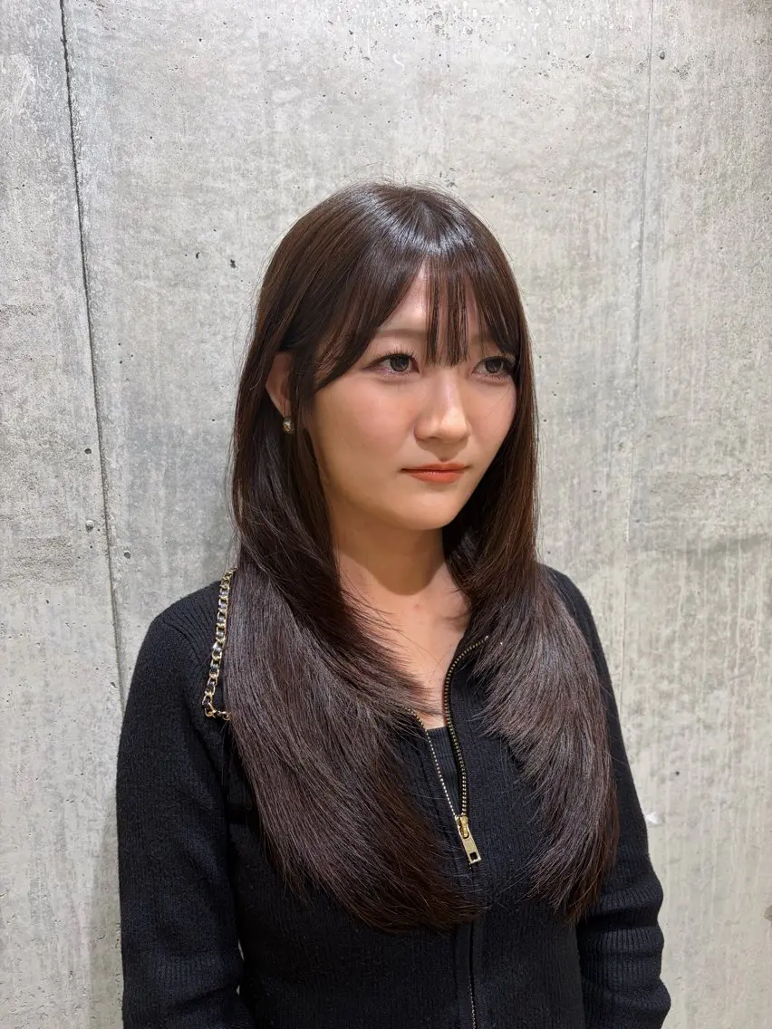 ロング カラー カット ヘアカラー トリートメント uuna♱/ユウナ トレンドヘア🩶のヘアスタイル