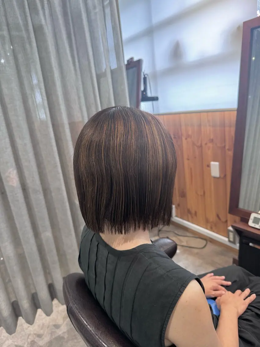 ショート 前下がりボブ ボブ 🐈‍⬛ ibuのヘアスタイル