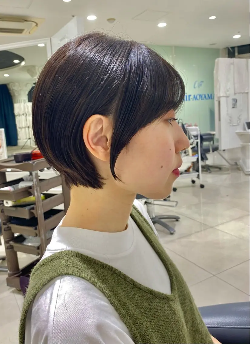 ショート ショートボブ ボブ ショートヘア 金子 芽威のヘアスタイル