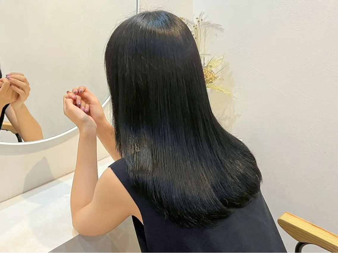 カラー 🤍りく 透明感カラー/熊谷のヘアスタイル