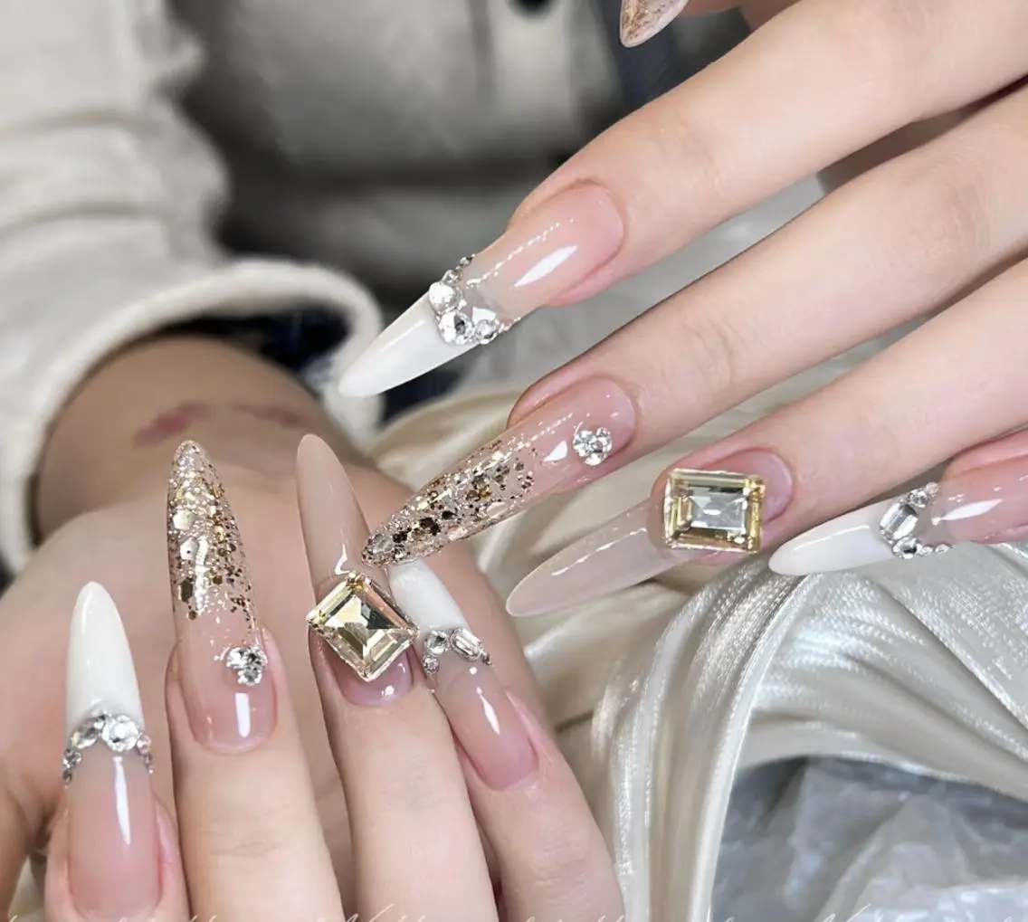 ネイル ハンドネイル ハンドケア 🍑 momo_nailのネイルデザイン