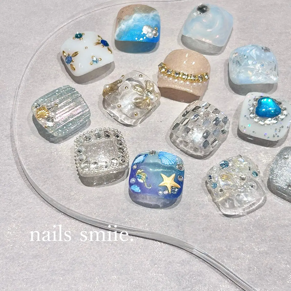 ネイル フットネイル フットネイル nails smiie.のネイルデザイン