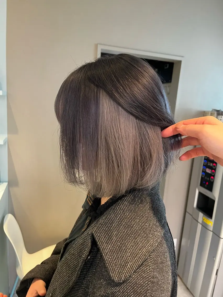 ショート カラー ヘアカラー トリートメント ブリーチカラー 🩵MIZUKIのヘアスタイル