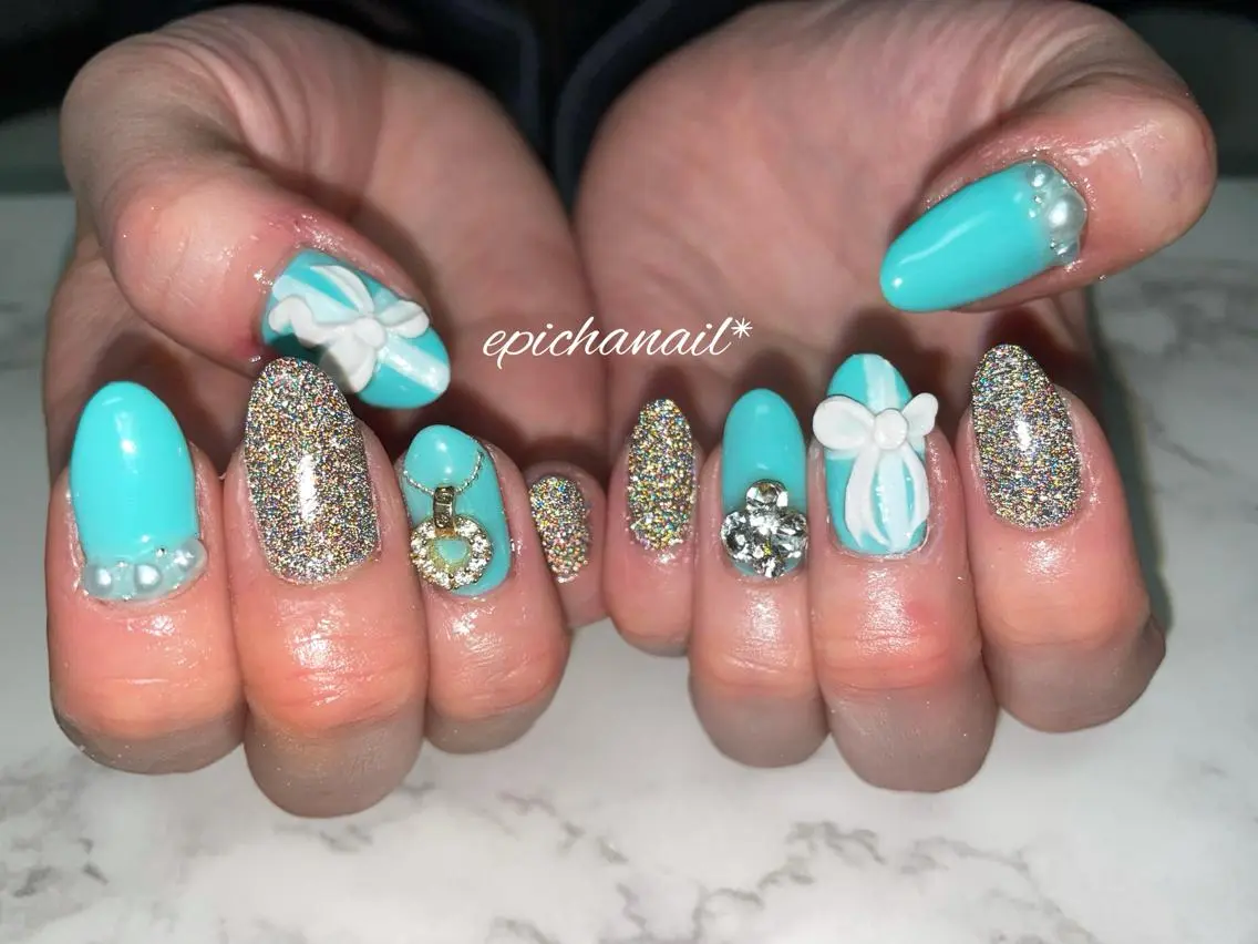 ネイル フラッシュネイル キラキラネイル EPICHA NAILのネイルデザイン
