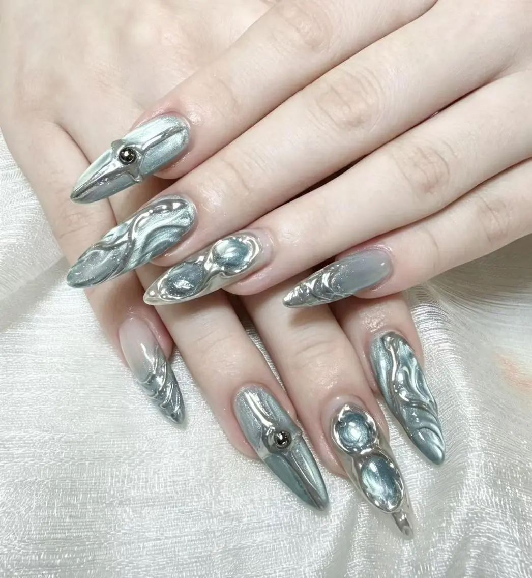 ネイル 長さ出し フレンチネイル 韓国ネイル マグネットネイル 持ち込み ハンドネイル ハンドケア The Nail 新大久保店のネイルデザイン