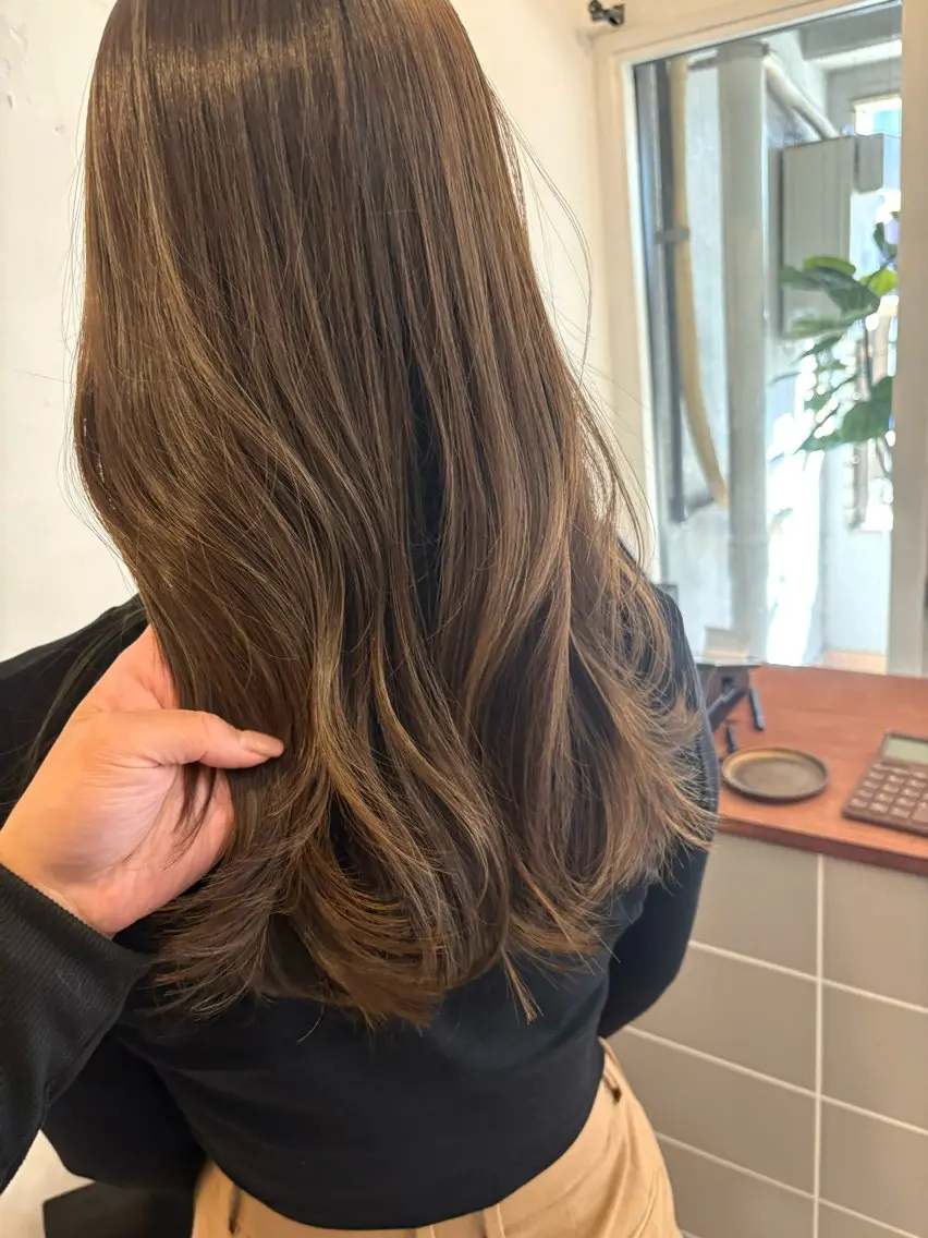 ミディアム カラー ハイライトカラー ハイライト カット ヘアカラー トリートメント ANNA305 /髪質改善カラー🌈のヘアスタイル