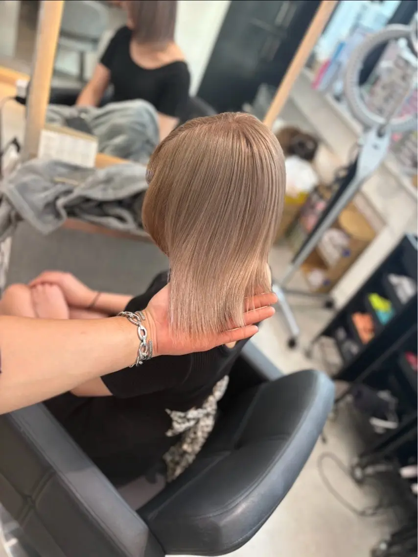 セミロング ヘアカラー 店長山田 やまでぃーのヘアスタイル