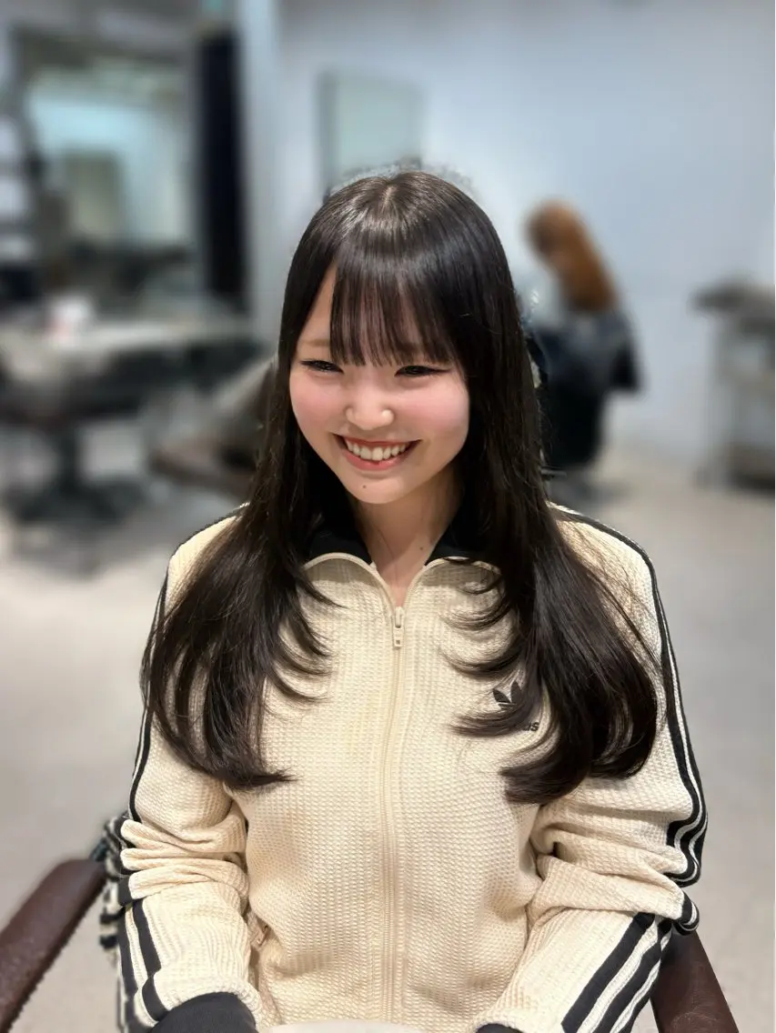 ロング ninaアイドル前髪 ×透明感🎀のヘアスタイル