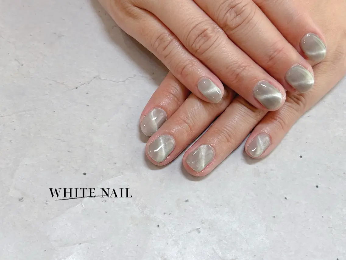 ネイル マグネットネイル ハンドネイル WHITE NAIL ホワイトネイルのネイルデザイン