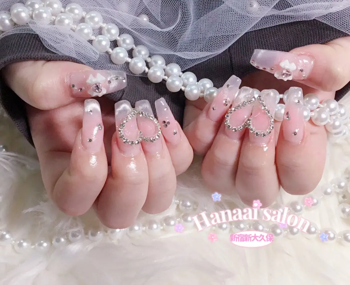 セミロング ハンドネイル Hanaai Salon新宿店のネイルデザイン