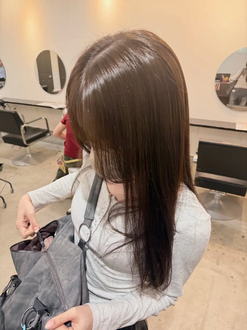 カラー LUCK モミジのヘアスタイル