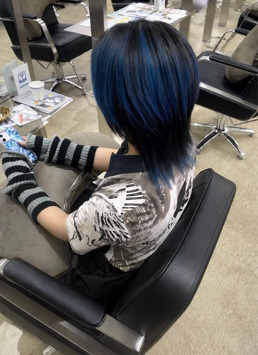カラー LYNE/もりの里 守田光希のヘアスタイル