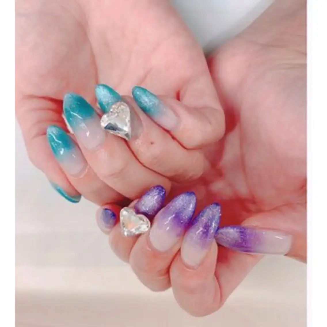 ネイル グラデーション マグネットネイル ネイルサロン nail_upのネイルデザイン